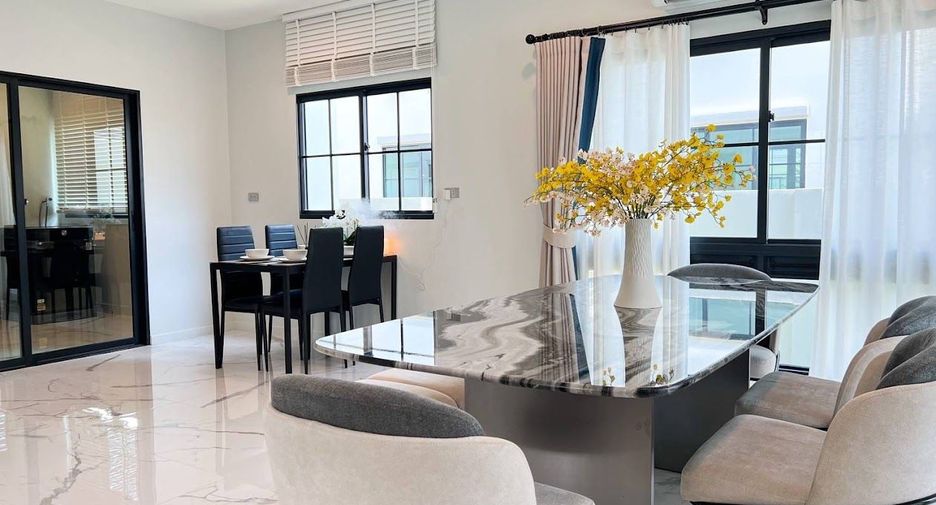 ให้เช่า 4 ห้องนอน บ้านเดี่ยว ใน คันนายาว, กรุงเทพฯ