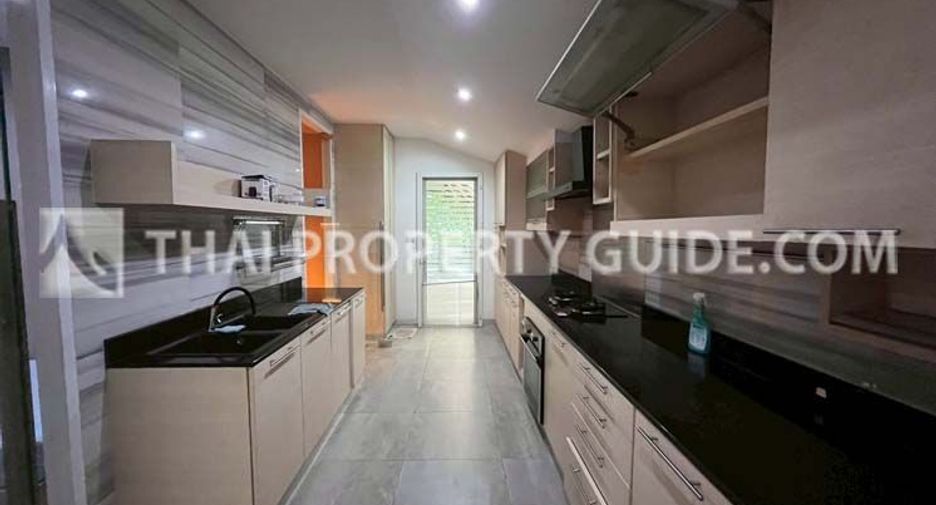 For rent and for sale 4 bedrooms house in Prawet, Bangkok