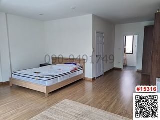 Haus zum Kauf mit 3 Zimmer in Phra Pradaeng, Samut Prakan