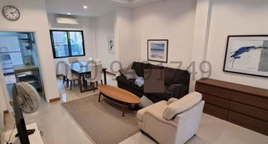Casa en venta de 3 habitaciones en Phra Pradaeng, Samut Prakan
