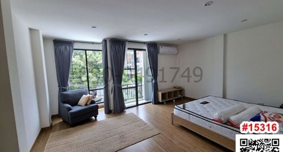 Casa en venta de 3 habitaciones en Phra Pradaeng, Samut Prakan