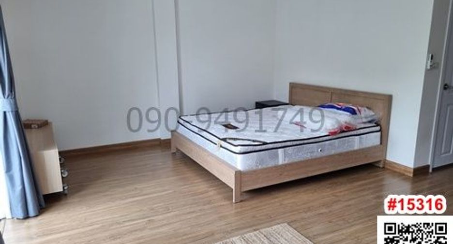 Casa en venta de 3 habitaciones en Phra Pradaeng, Samut Prakan