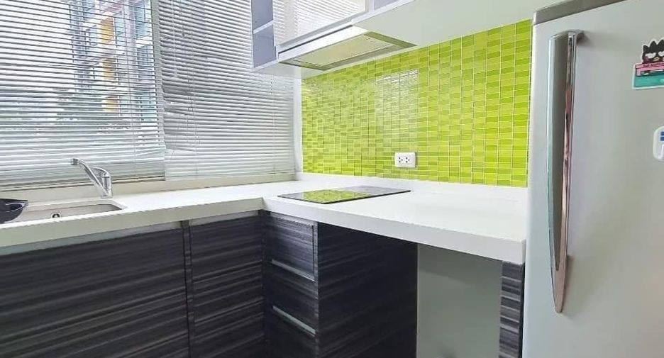 À vendre 1 chambre condo à Huai Khwang, Bangkok