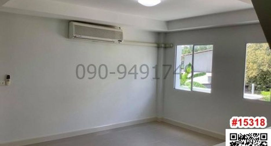 For rent 5 bedrooms townhouse in Lak Si, Bangkok