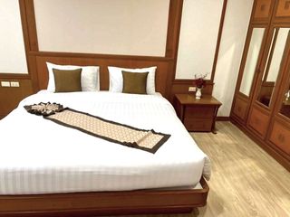Serviced Apartment zur Miete mit 4 Zimmer in Watthana, Bangkok
