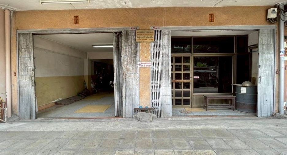 For sale 6 bedrooms retail Space in Ratchathewi, Bangkok