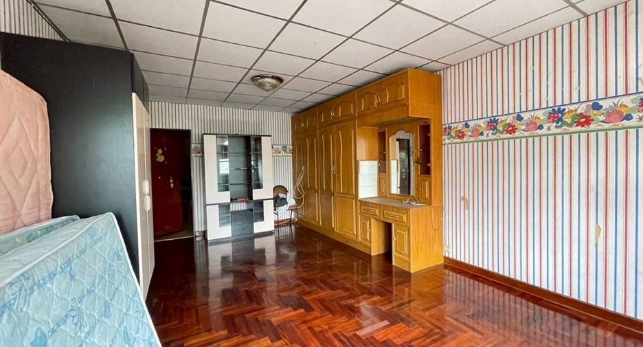 For sale 6 bedrooms retail Space in Ratchathewi, Bangkok