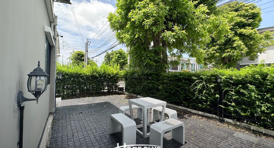 For rent and for sale 3 bedrooms townhouse in Sai Mai, Bangkok