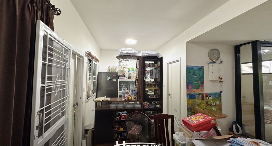 For rent and for sale 3 bedrooms townhouse in Sai Mai, Bangkok