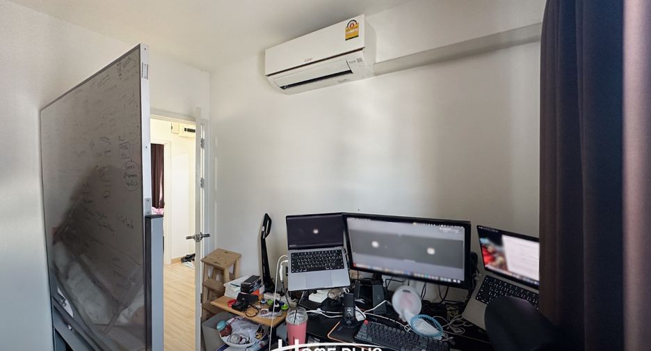 For rent and for sale 3 bedrooms townhouse in Sai Mai, Bangkok