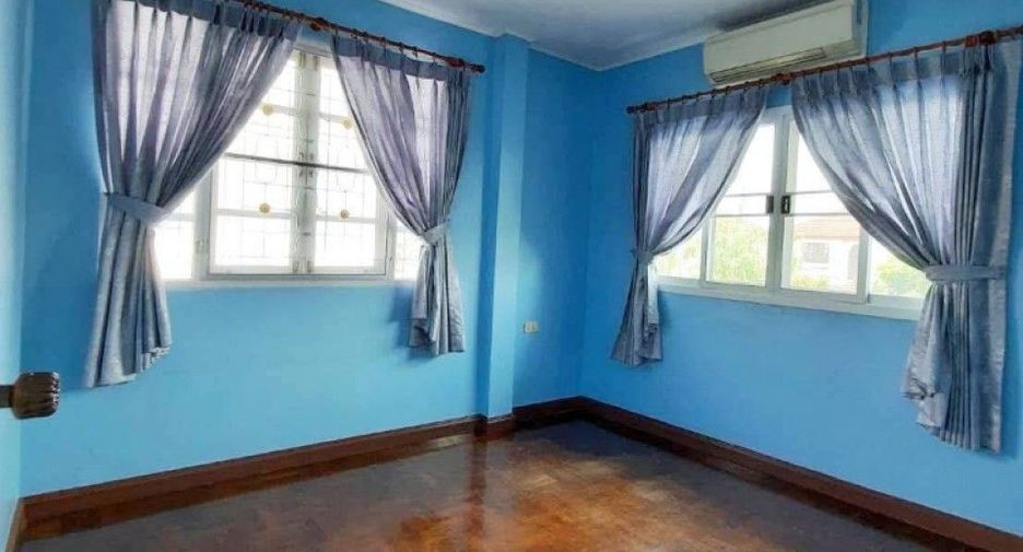 For sale スタジオ house in Nong Khaem, Bangkok