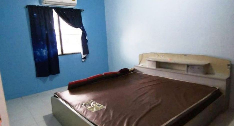 For sale 2 bedrooms townhouse in Mueang Chachoengsao, Chachoengsao
