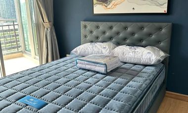 Wohnung zur Miete und zum Kauf mit 2 Zimmer in Watthana, Bangkok