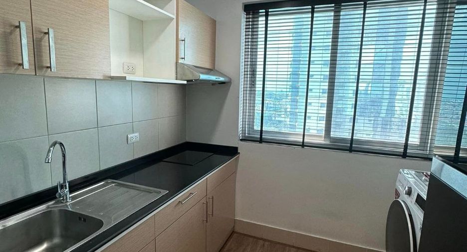 Wohnung zur Miete und zum Kauf mit 2 Zimmer in Watthana, Bangkok