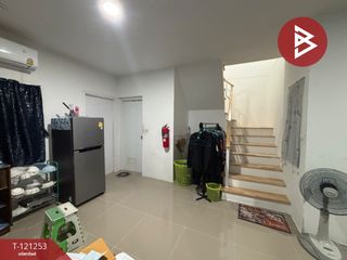Casa adosada en venta de 3 habitaciones en Bang Phli, Samut Prakan