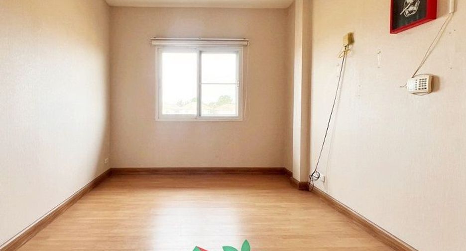 For sale 4 bedrooms house in Sai Mai, Bangkok