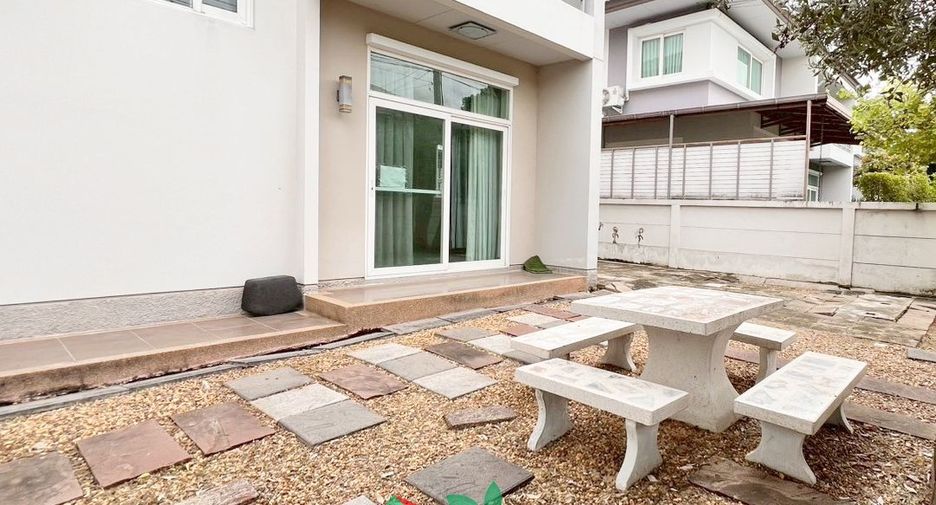For sale 4 bedrooms house in Sai Mai, Bangkok
