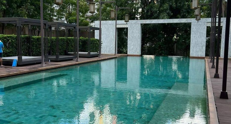Condo en alquiler y en venta de 2 habitaciones en Sathon, Bangkok