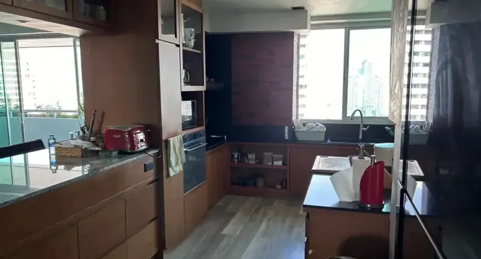 ขาย 3 ห้องนอน คอนโด ใน วัฒนา, กรุงเทพฯ