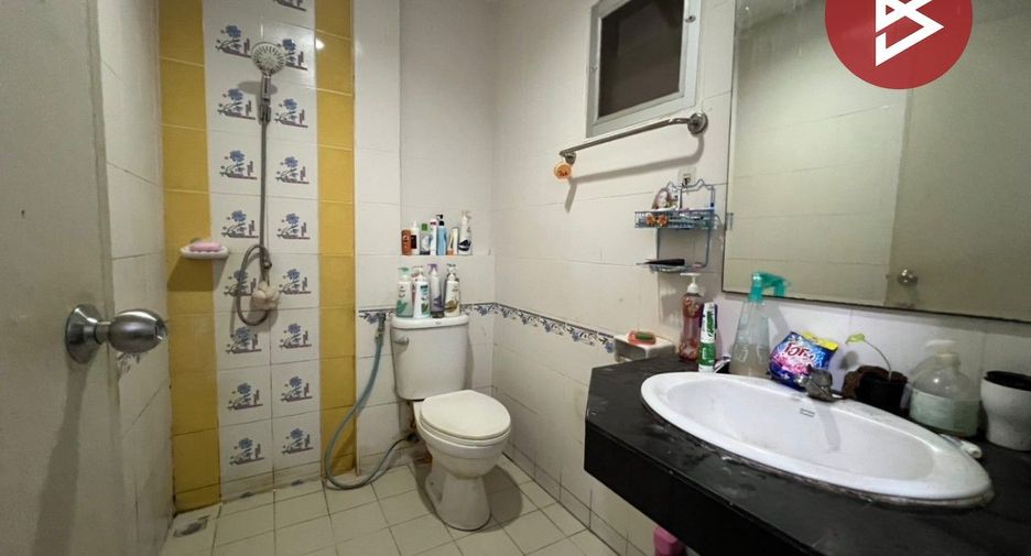 For sale 2 bedrooms townhouse in Bang Sao Thong, Samut Prakan