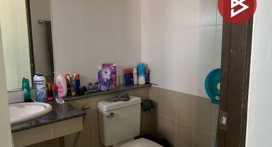 Gewerbefläche zum Kauf mit 3 Zimmer in Mueang Rayong, Rayong