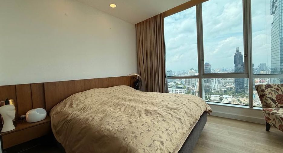 For rent and for sale 3 bedrooms condo in Sathon, Bangkok