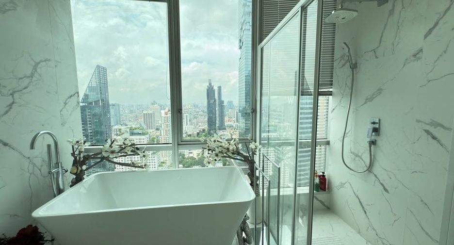 For rent and for sale 3 bedrooms condo in Sathon, Bangkok