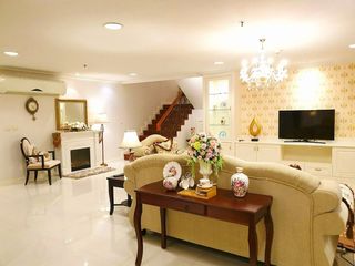 For rent 4 ベッドルーム condo in Watthana, Bangkok