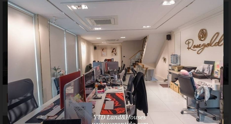 For sale studio townhouse in Don Mueang, Bangkok