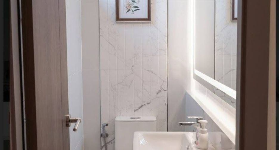 For sale studio townhouse in Don Mueang, Bangkok