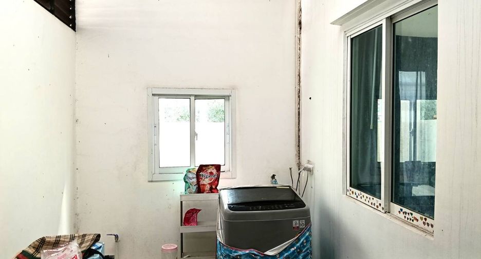 À vendre 4 chambres maison de ville à Bang Bua Thong, Nonthaburi