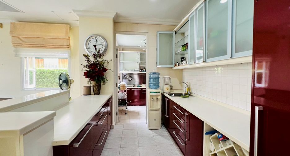 For rent 4 bedrooms house in Prawet, Bangkok