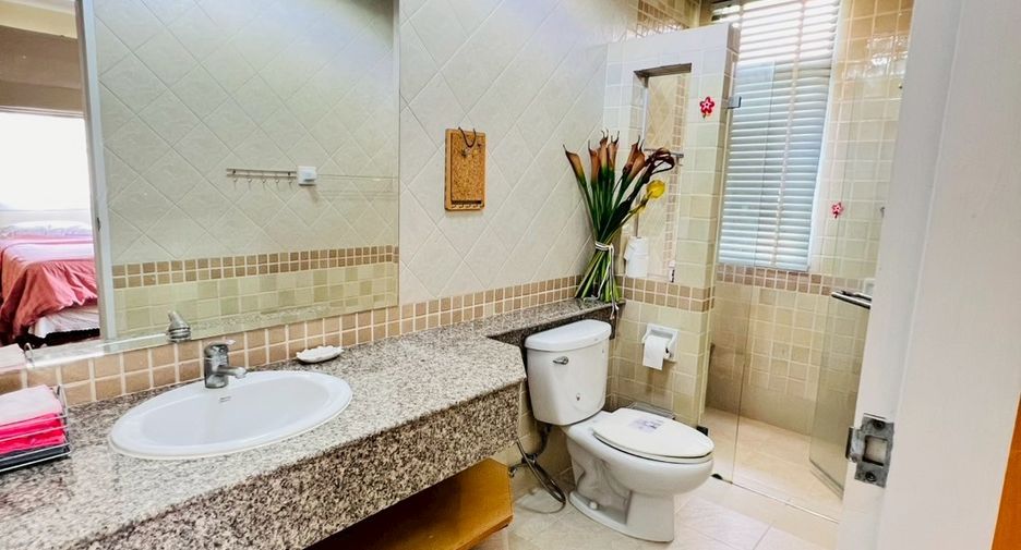 For rent 4 bedrooms house in Prawet, Bangkok