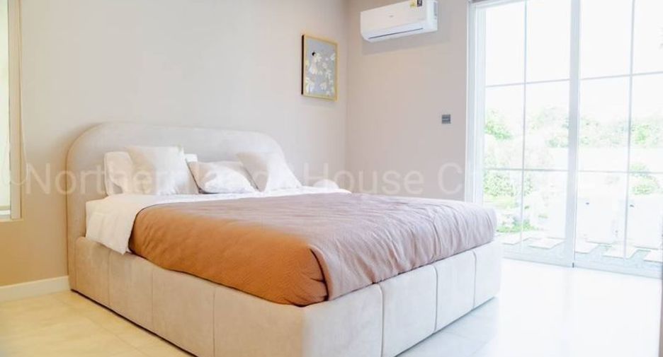 For rent 4 bedrooms villa in Mueang Chiang Mai, Chiang Mai