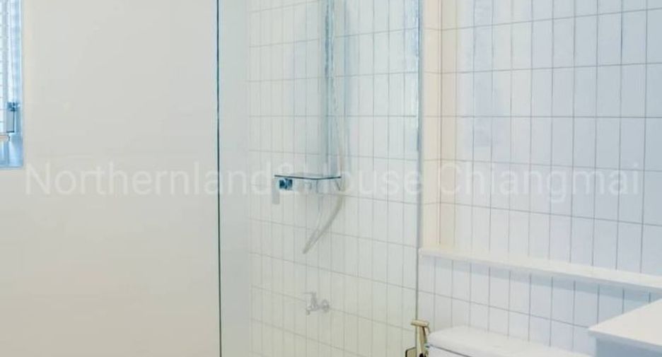 For rent 4 bedrooms villa in Mueang Chiang Mai, Chiang Mai