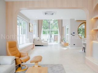 Villa en alquiler de 4 habitaciones en Mueang Chiang Mai, Chiang Mai