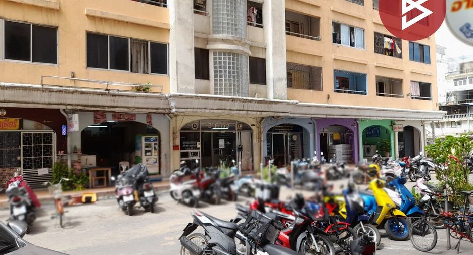 For sale 1 bed condo in Khlong Luang, Pathum Thani