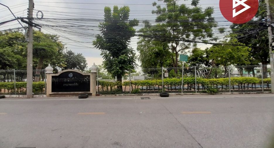For sale 1 bed condo in Khlong Luang, Pathum Thani