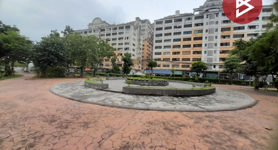 For sale 1 bed condo in Khlong Luang, Pathum Thani