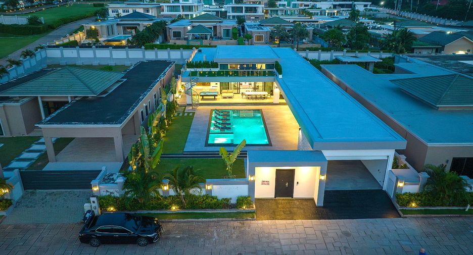 Villa zum Kauf mit 6 Zimmer in Bang Lamung, Chonburi