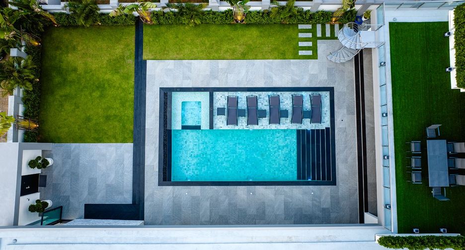 Villa zum Kauf mit 6 Zimmer in Bang Lamung, Chonburi