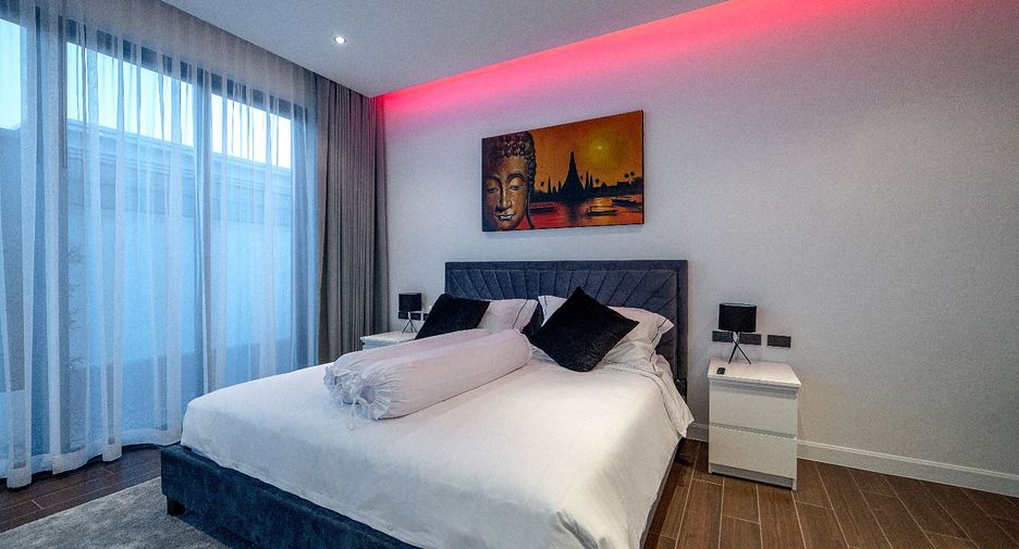 Villa zum Kauf mit 6 Zimmer in Bang Lamung, Chonburi