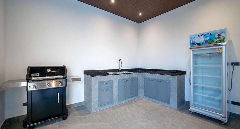 Villa zum Kauf mit 6 Zimmer in Bang Lamung, Chonburi