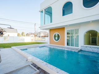 For sale 4 bedrooms villa in Hua Hin, Prachuap Khiri Khan