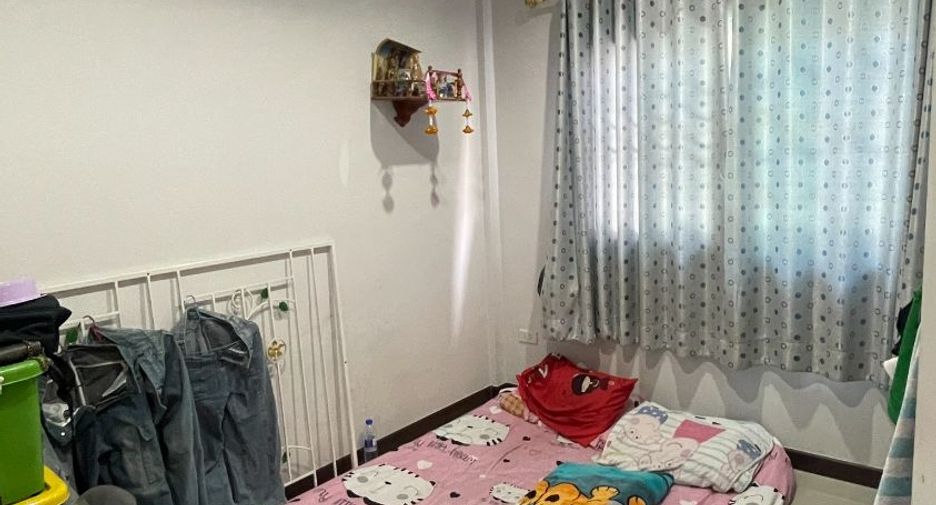 For sale 3 bedrooms townhouse in Mueang Samut Sakhon, Samut Sakhon