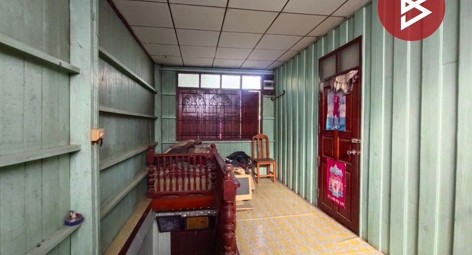 For sale studio house in Mueang Uttaradit, Uttaradit