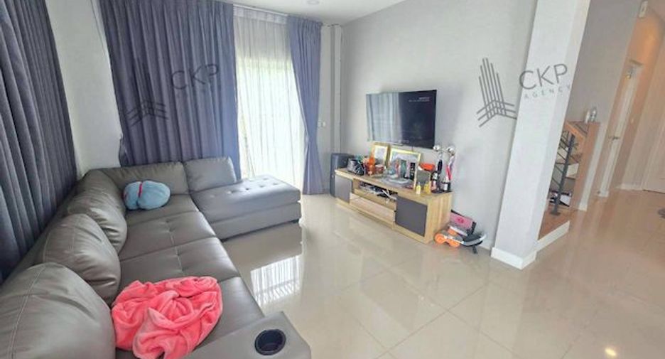 For sale 4 bedrooms house in Phra Samut Chedi, Samut Prakan