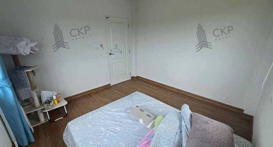 For sale 4 bedrooms house in Phra Samut Chedi, Samut Prakan