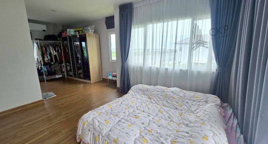 For sale 4 bedrooms house in Phra Samut Chedi, Samut Prakan