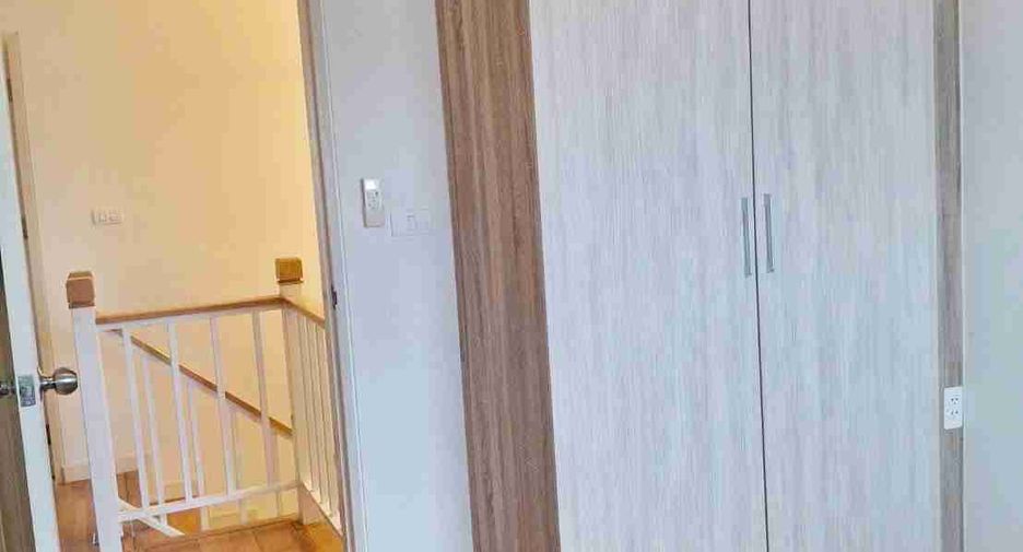 Casa en venta de 3 habitaciones en Prawet, Bangkok